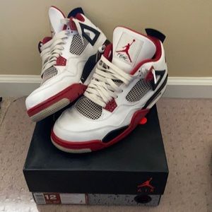 Jordan retro 4 Fire Red (2012)